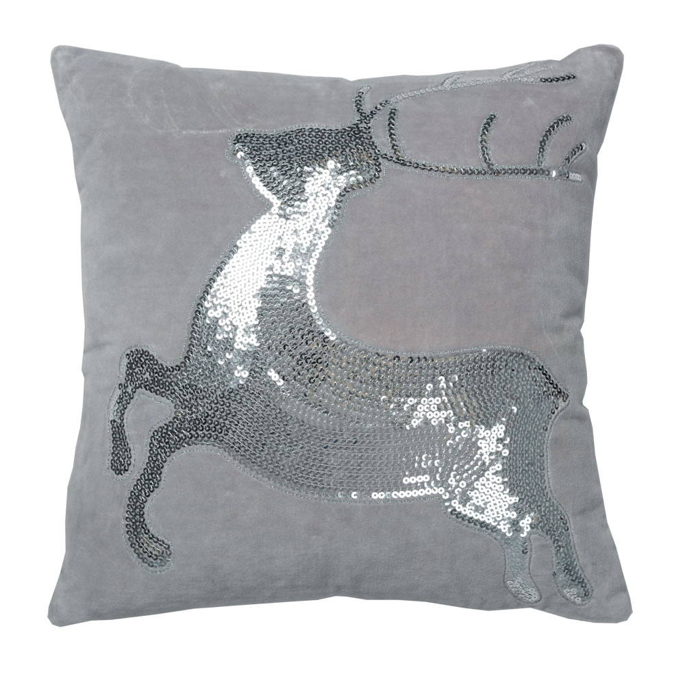 18"x18" Sparkling Deer Pillow