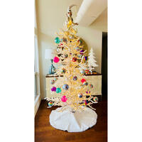 Uniquely Christmas