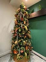 A Modern Citrus Christmas 