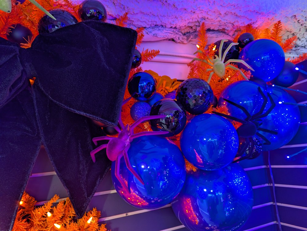 Midnight Mischief Spider Garland